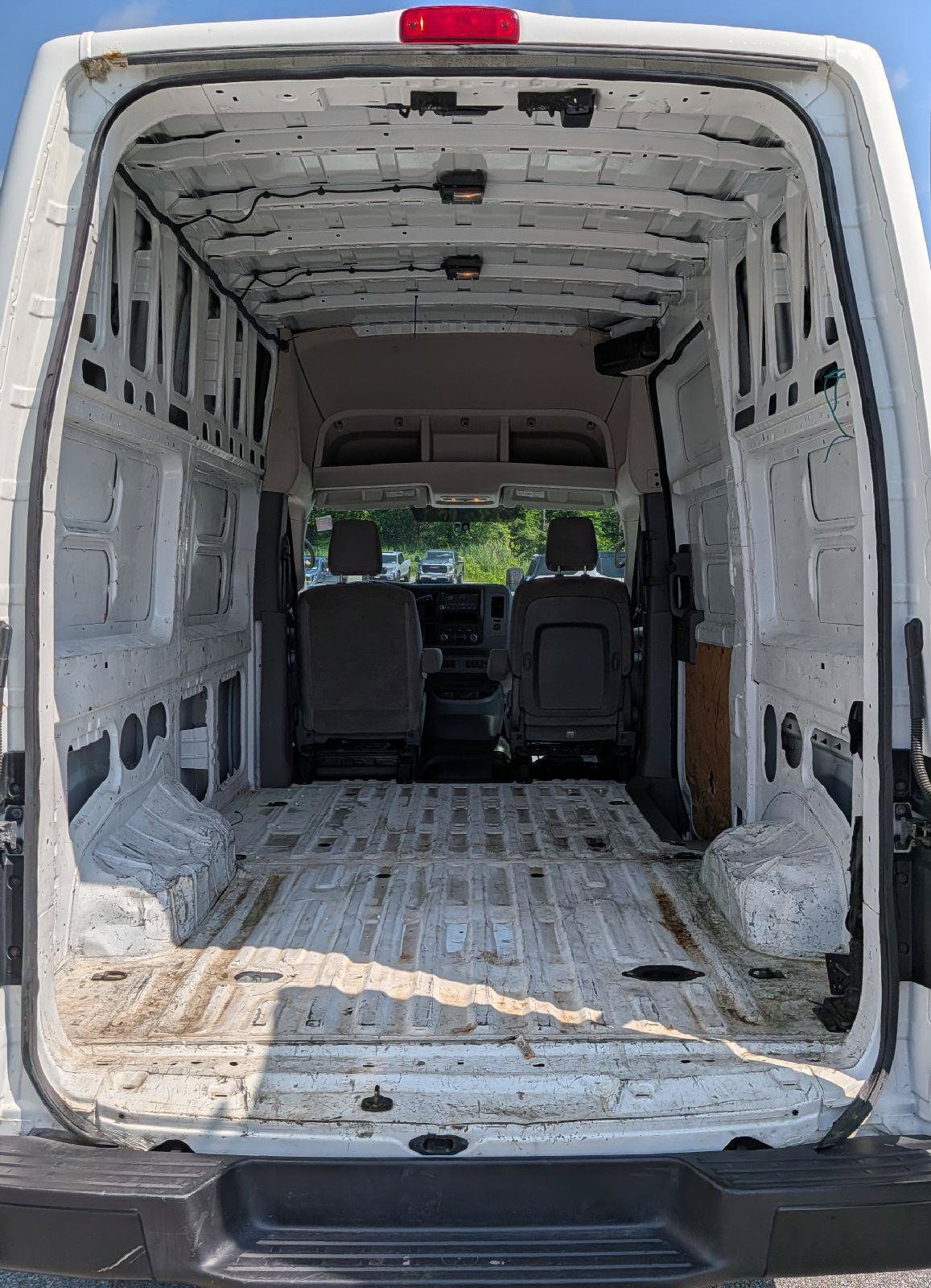 Used 2020 Nissan NV 2500 S RWD image 10
