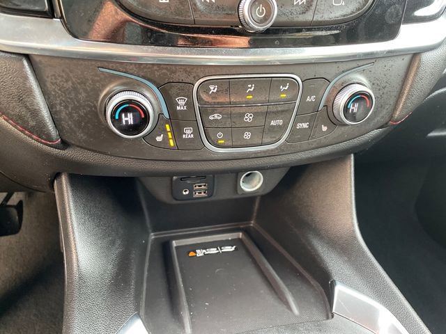 Used 2024 Chevrolet Traverse RS image 36