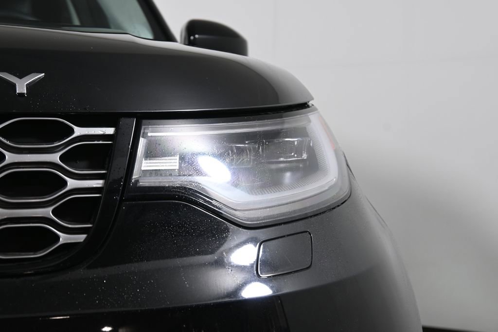 Used 2024 Land Rover Discovery S AWD/4WD image 11