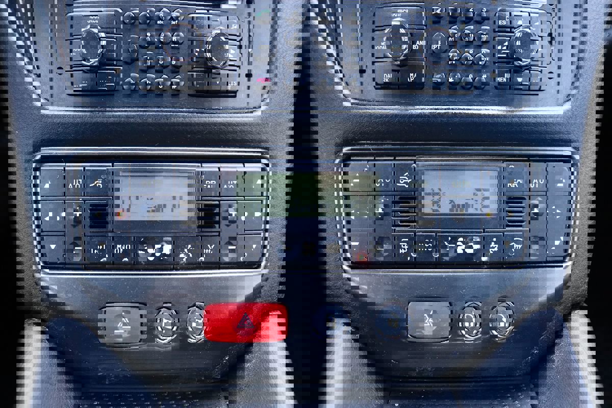 Used 2017 Maserati GranTurismo Sport image 29