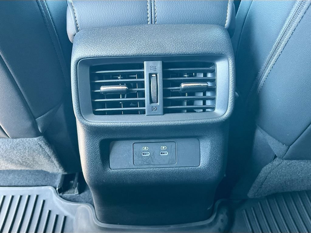 Used 2025 Nissan Murano SV w/ Cargo Package AWD/4WD image 24