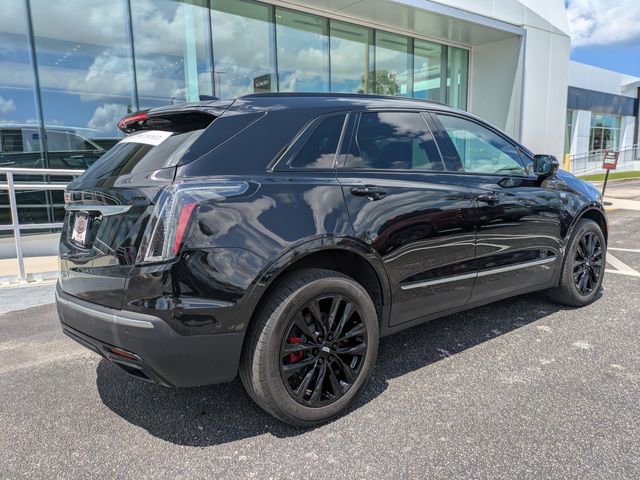 Certified 2023 Cadillac XT5 Sportv w/ Technology Package AWD/4WD image 4