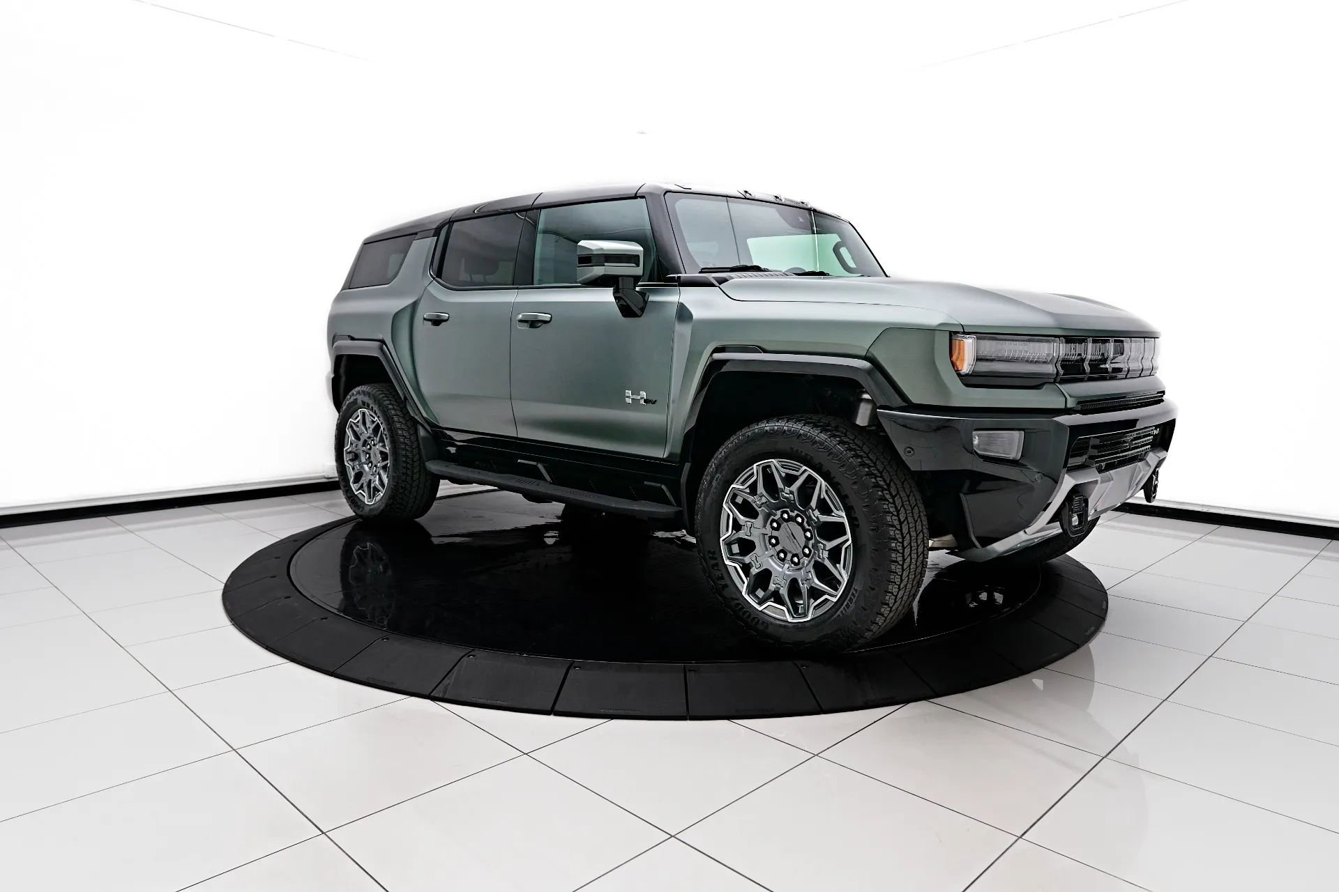 Used 2024 GMC Hummer EV 3X w/ LPO, Roof Cross Rail Package