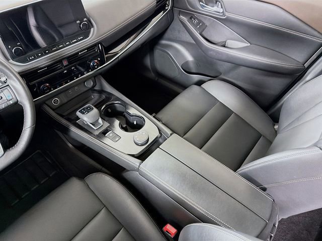 Certified 2022 Nissan Rogue SL w/ SL Premium Package AWD/4WD image 26