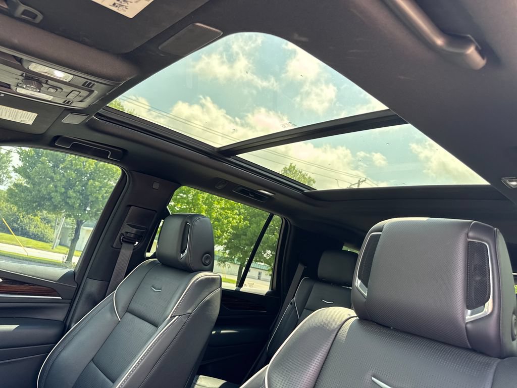 Used 2023 Cadillac Escalade Premium Luxury w/ LPO, Radiant Package AWD/4WD image 38