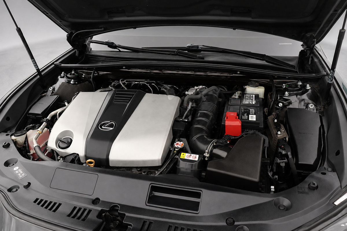 Used 2023 Lexus ES 350 F Sport w/ Accessory Package (Z2) FWD image 41