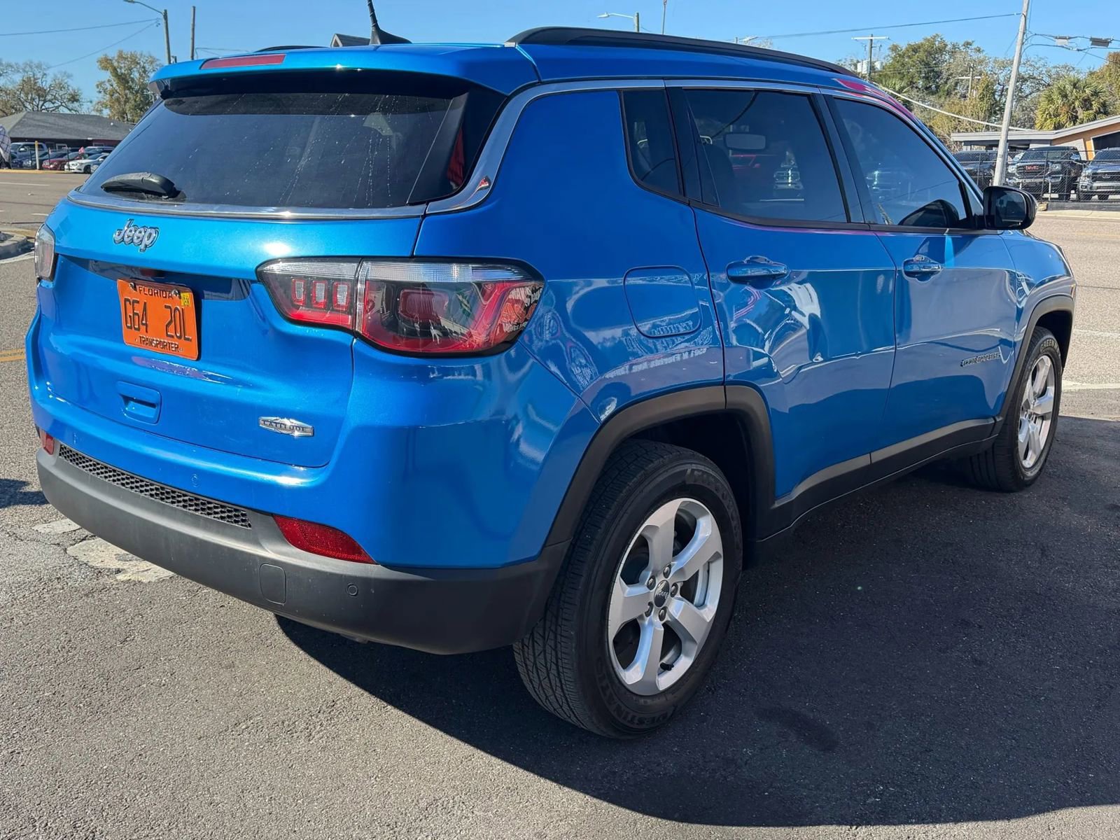 Used 2019 Jeep Compass Latitude FWD image 15