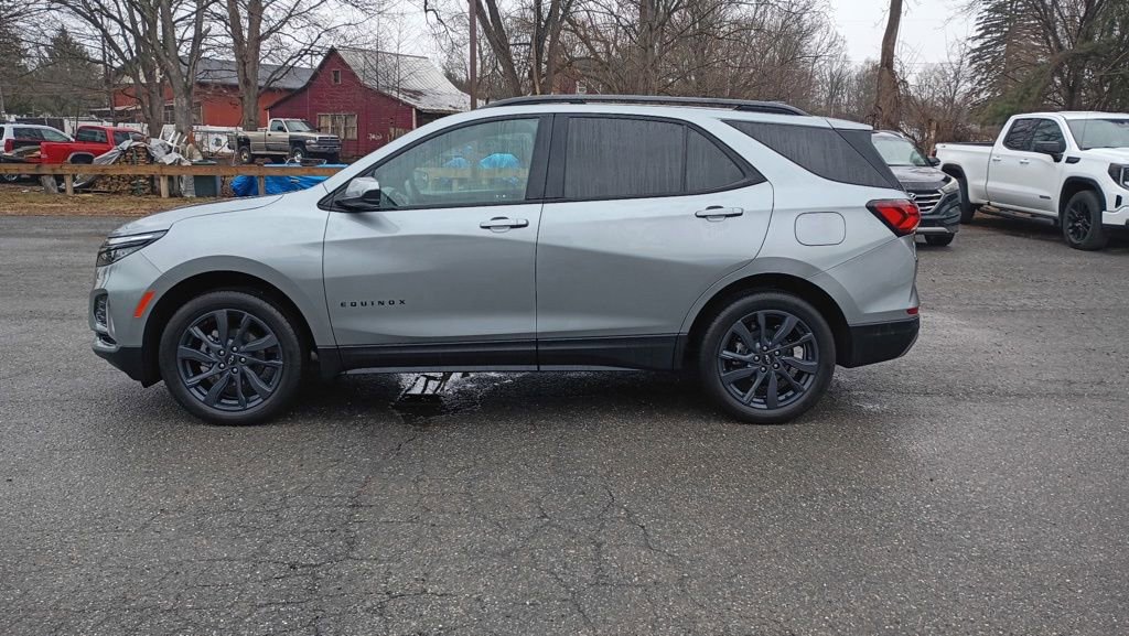 Used 2024 Chevrolet Equinox RS image 5