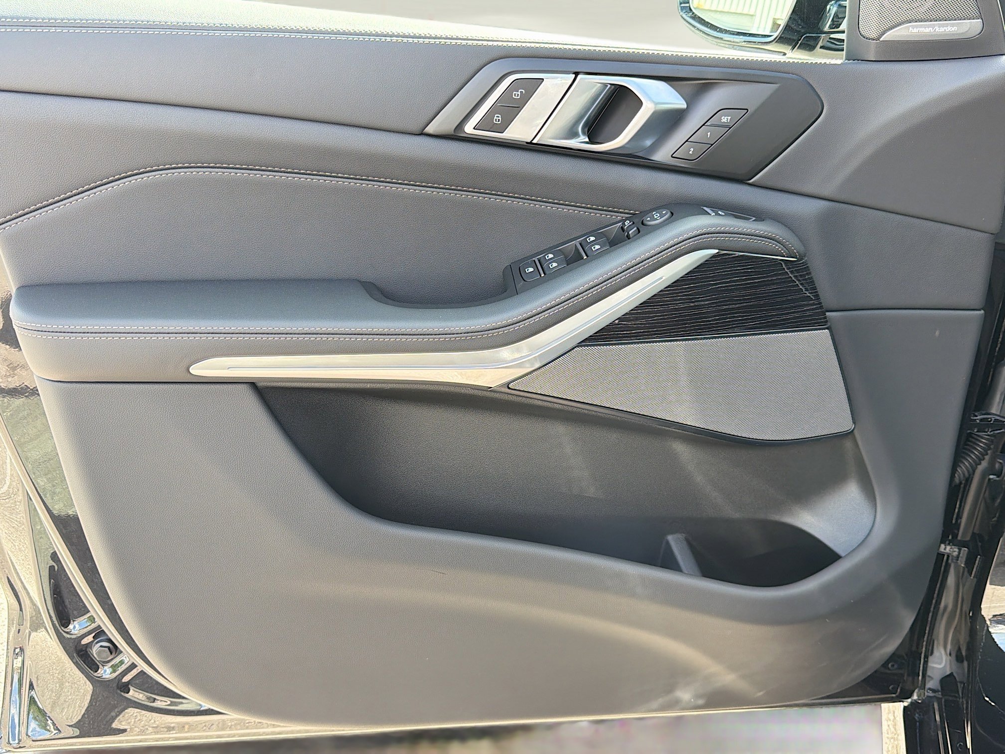 New 2026 BMW X5 sDrive40i w/ M Sport Package image 21