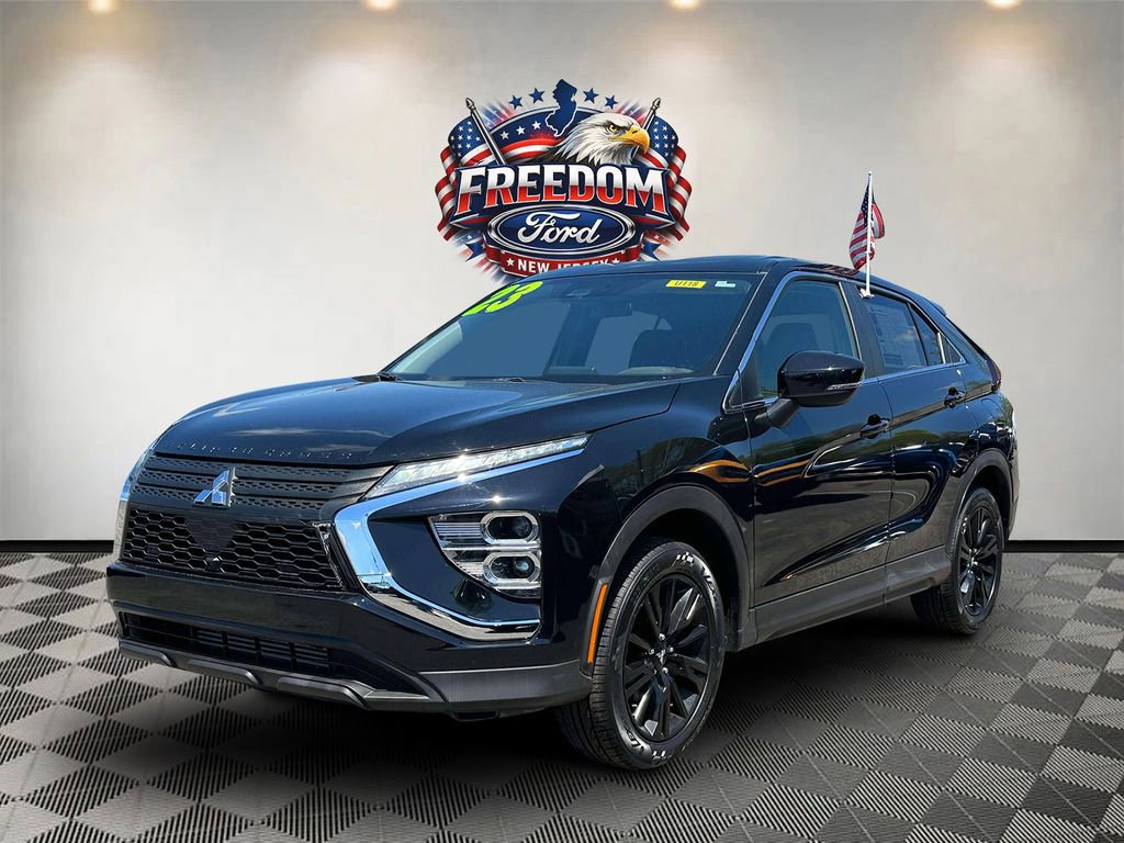 Used 2023 Mitsubishi Eclipse Cross LE AWD/4WD image 2