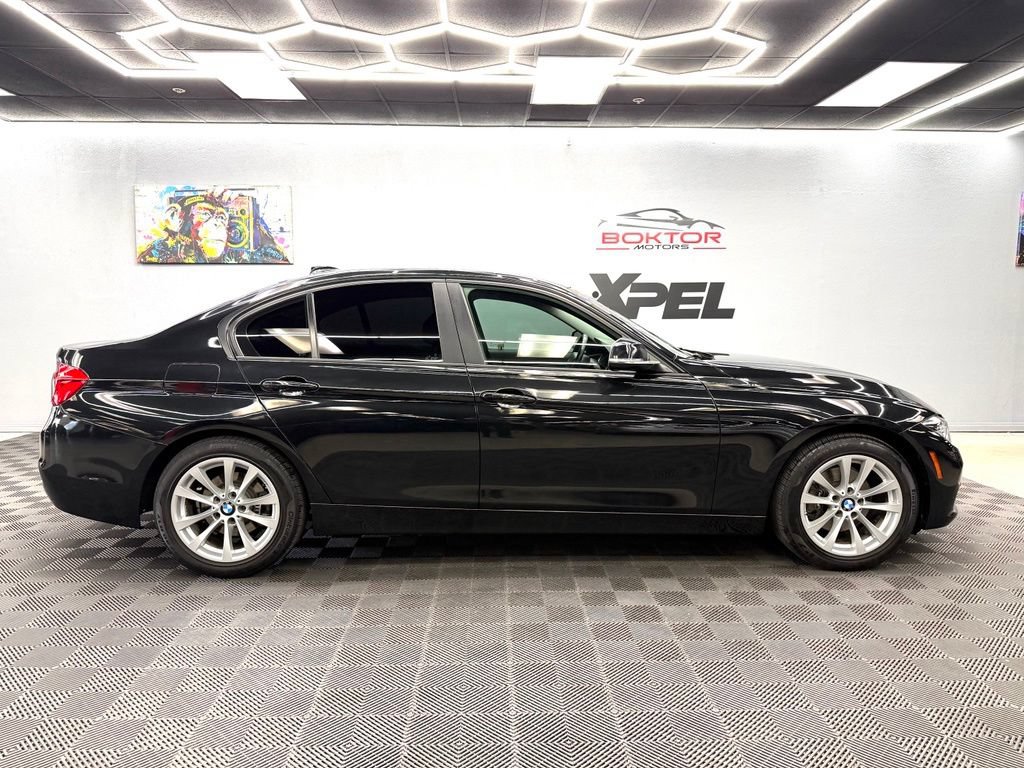 Used 2018 BMW 320i Sedan RWD image 17