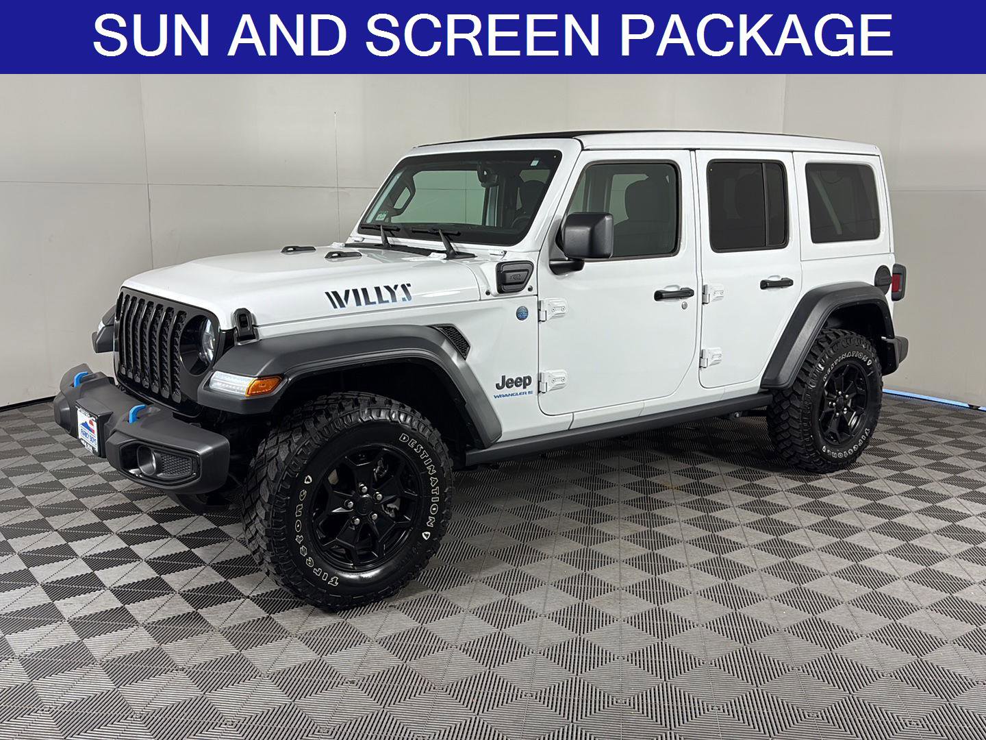 Used 2023 Jeep Wrangler Unlimited w/ Sun & Screen Package