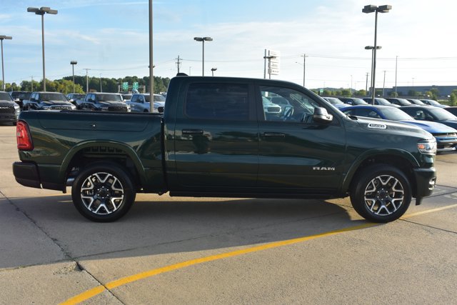 New 2027 RAM 1500 Laramie AWD/4WD image 4