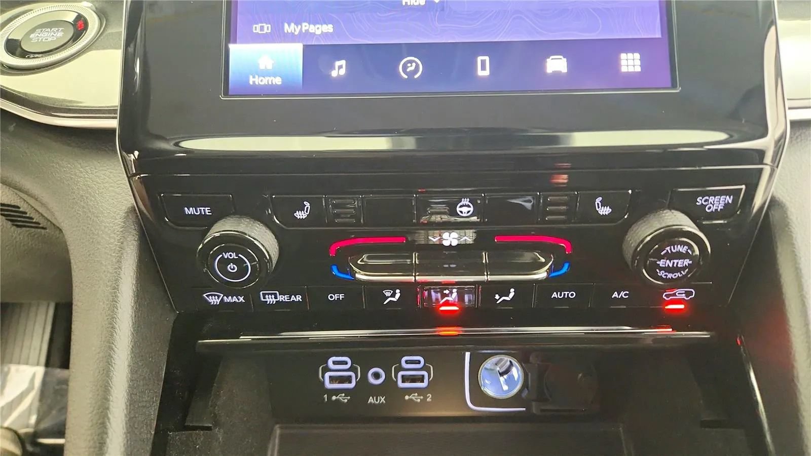 Used 2022 Jeep Grand Cherokee L Laredo w/ Luxury Tech Group I AWD/4WD image 18