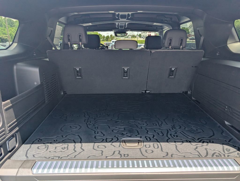 New 2025 GMC Hummer EV 2X image 14