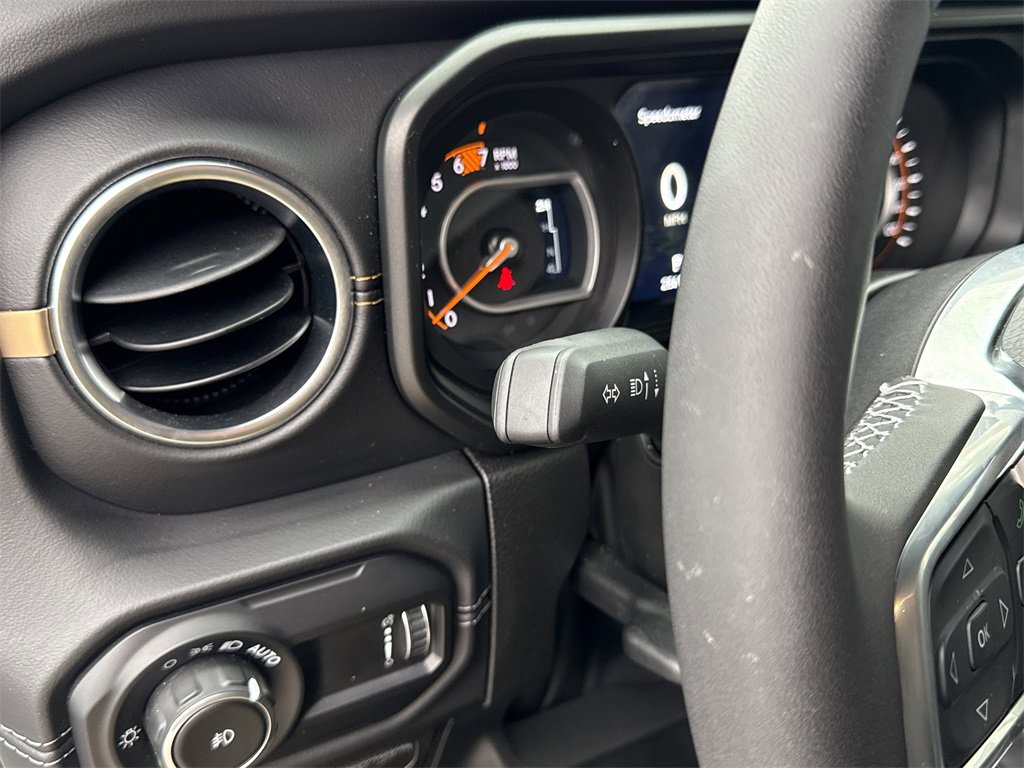 Certified 2025 Jeep Wrangler Sahara w/ Safety Group image 20