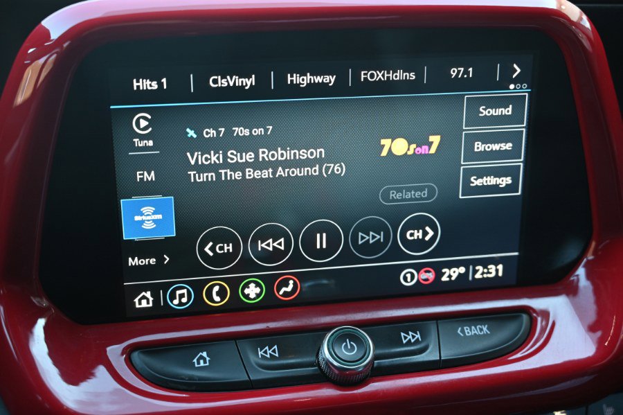 Used 2021 Chevrolet Camaro LT w/ RS Package image 28