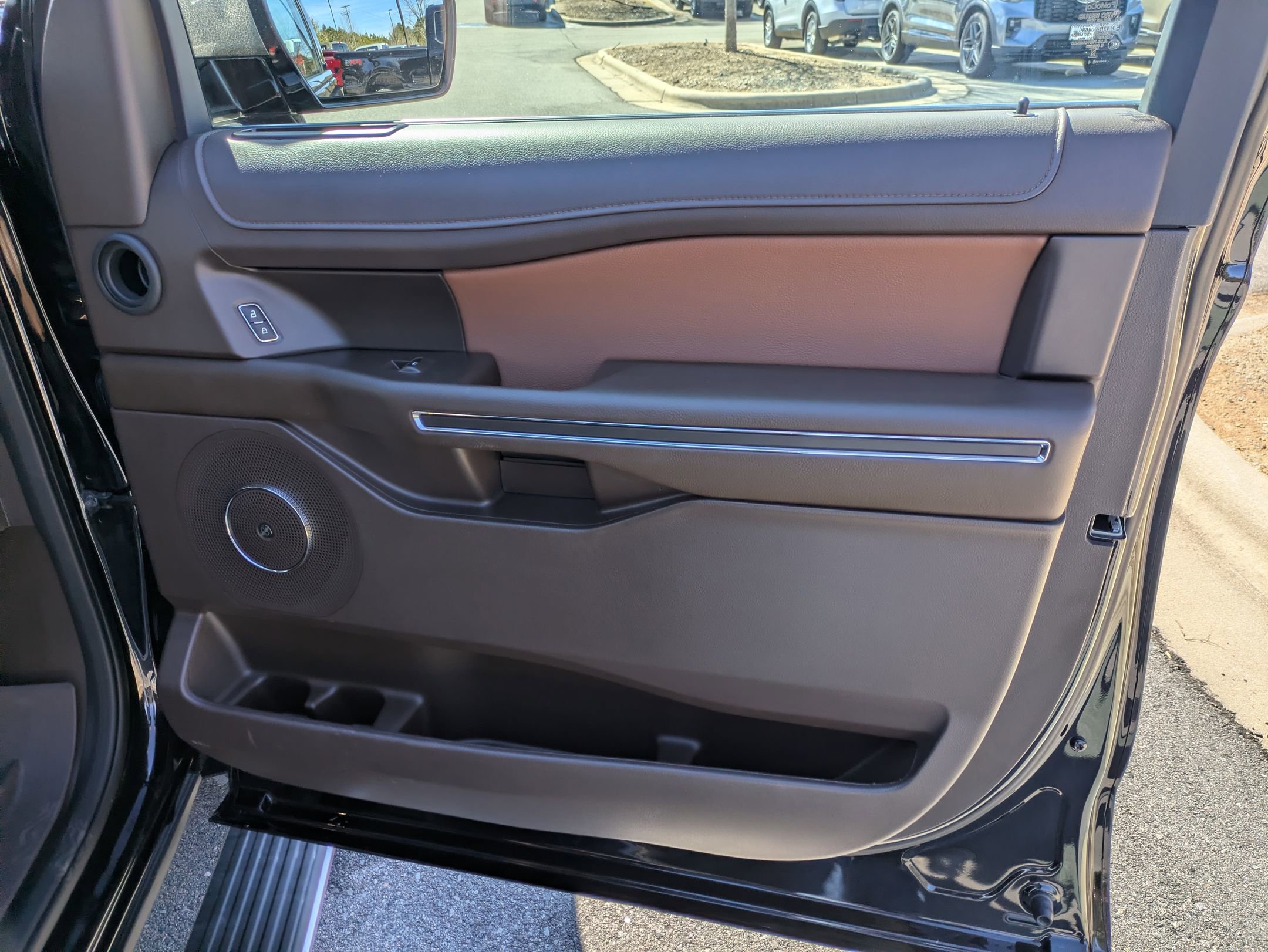 Certified 2024 Ford Expedition Max King Ranch image 41