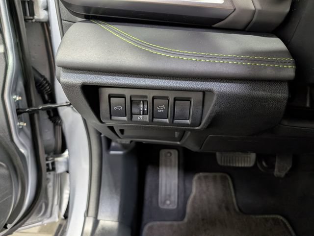 Used 2025 Subaru Outback Onyx Edition AWD/4WD image 21