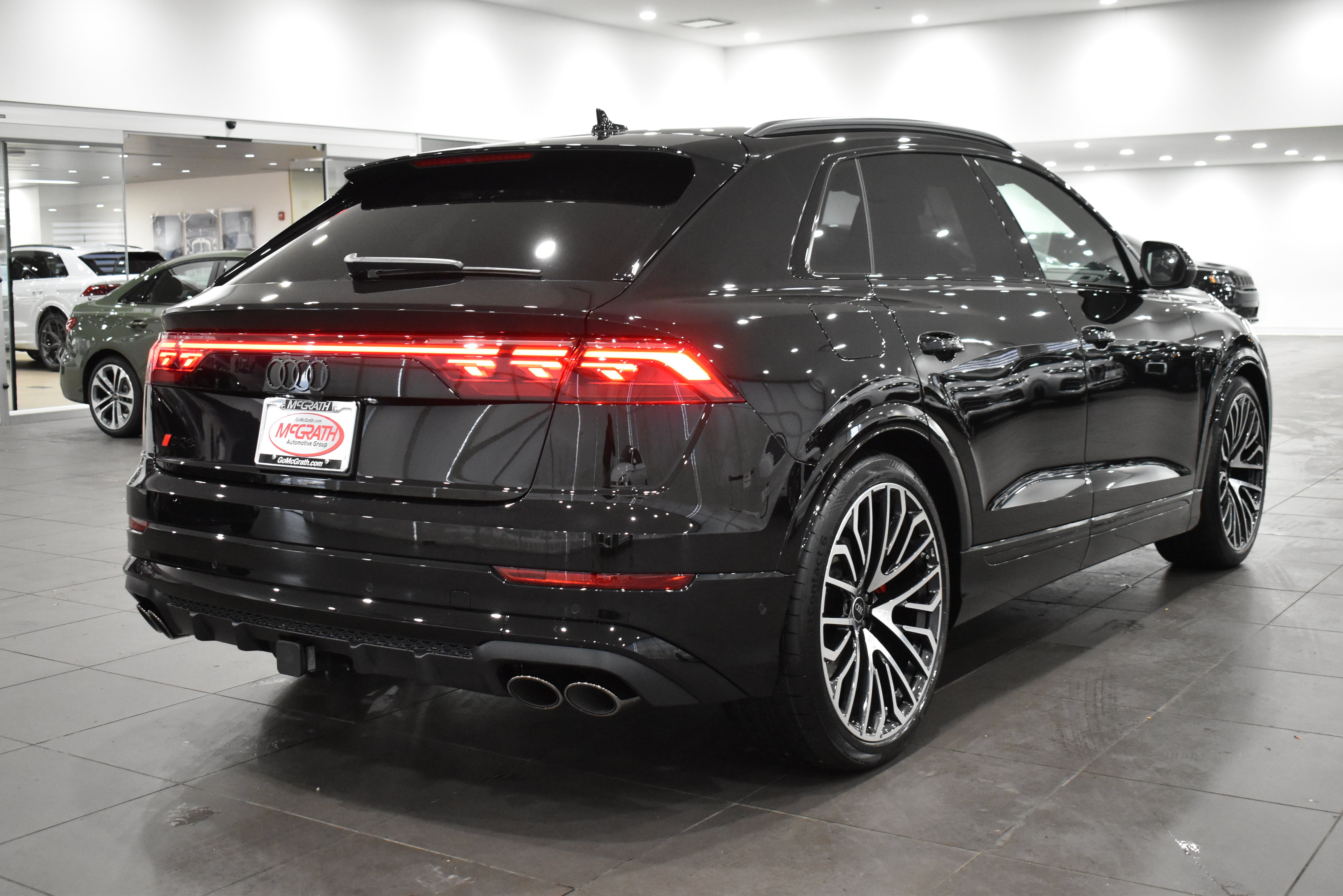 New 2026 Audi SQ8 Prestige AWD/4WD image 10