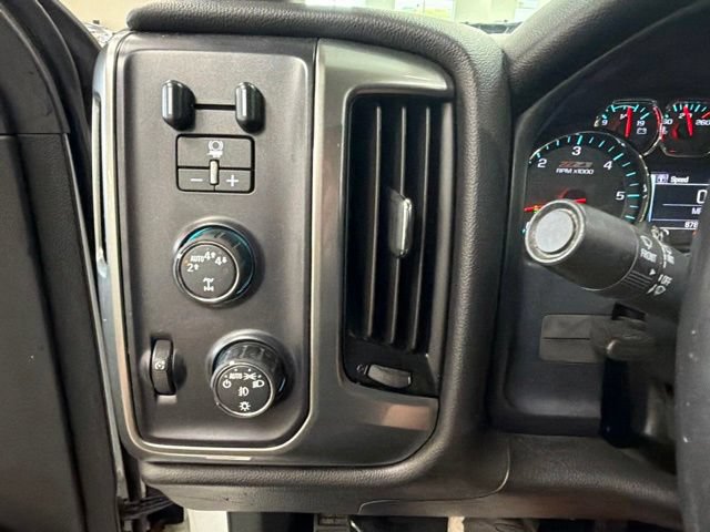 Used 2019 Chevrolet Silverado 1500 LT w/ All Star Edition AWD/4WD image 25