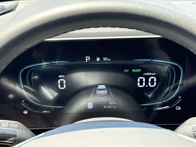Used 2023 Kia Niro EX Touring FWD image 28