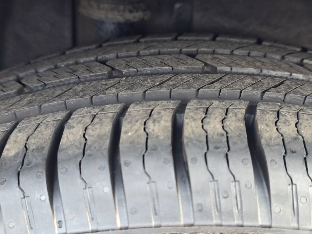 Used 2025 Honda CR-V EX image 10