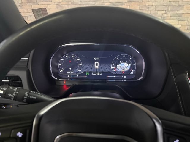 Used 2023 GMC Yukon SLT w/ SLT Luxury Package AWD/4WD image 15