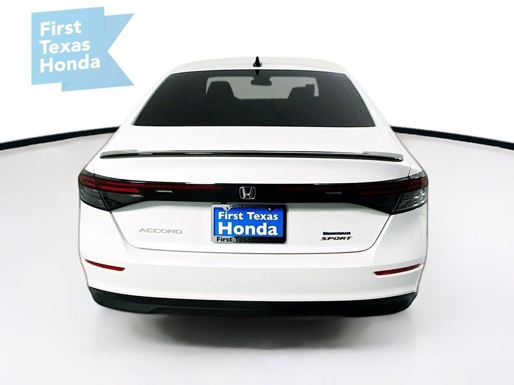 Used 2025 Honda Accord Sport image 7