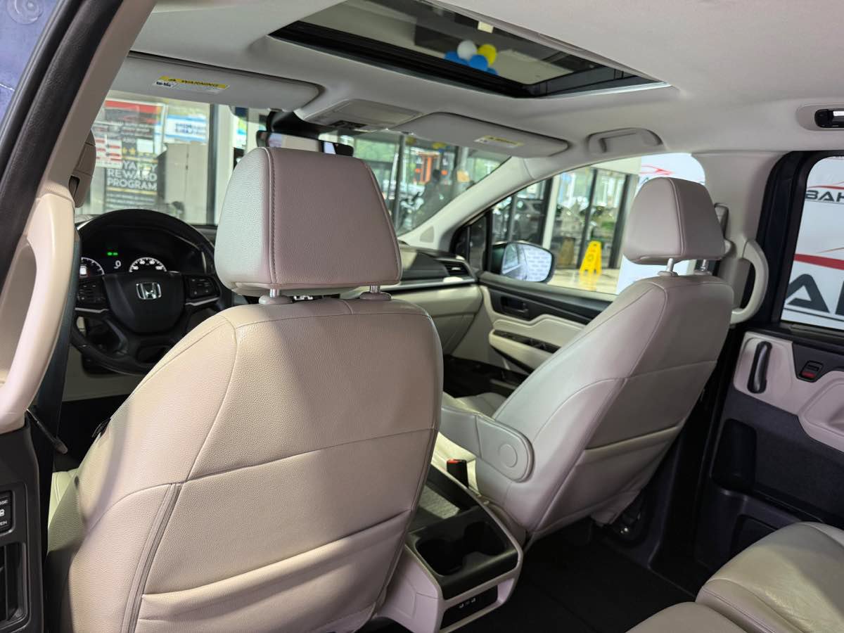 Used 2025 Honda Odyssey EX-L image 36
