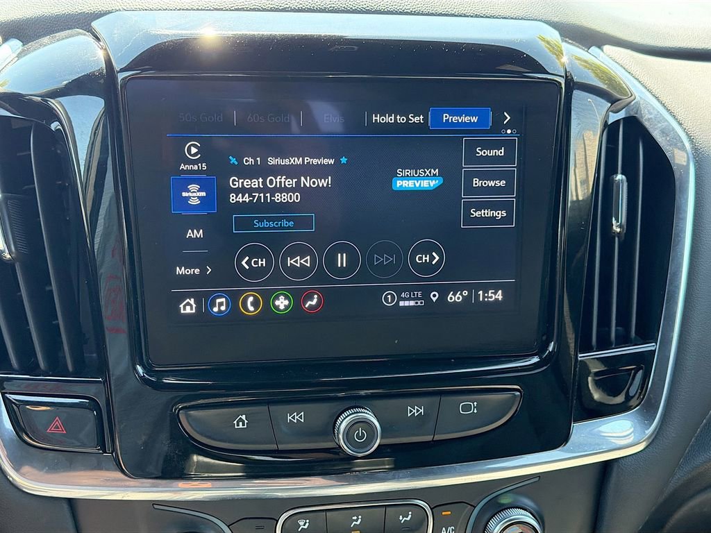 Used 2023 Chevrolet Traverse LT image 14