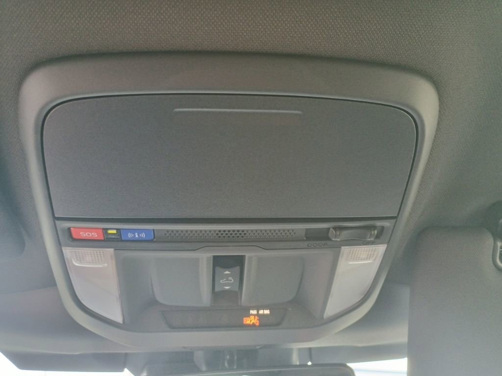 Used 2025 Subaru Forester Sport image 32