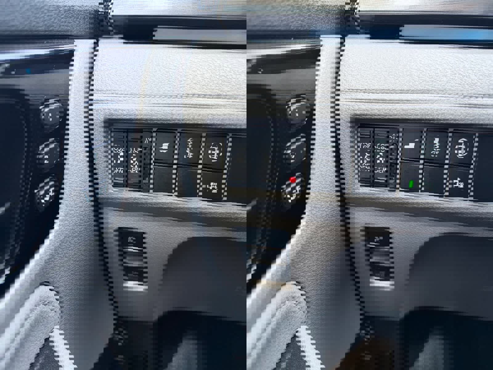 Used 2024 Honda Odyssey Elite image 22