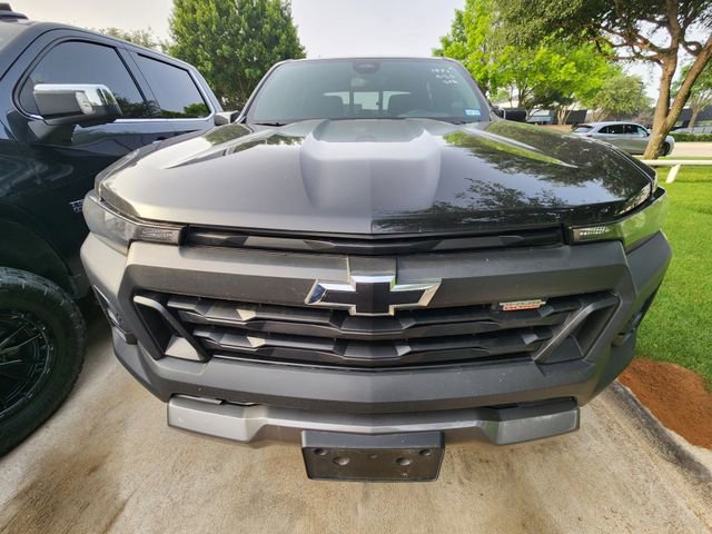 Used 2025 Chevrolet Colorado Trail Boss AWD/4WD video 2
