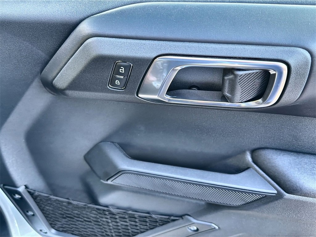 New 2025 Ford Bronco Badlands image 33