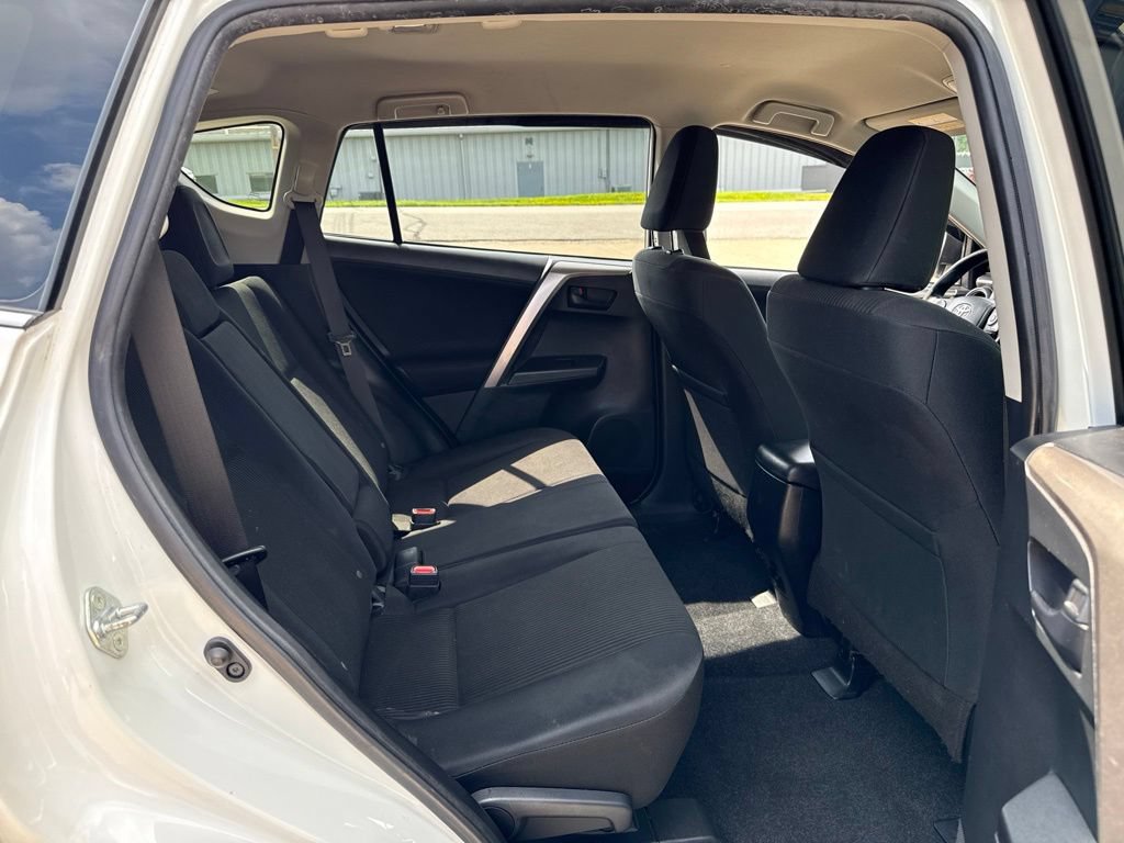 Used 2018 Toyota RAV4 LE w/ All Weather Liner Package AWD/4WD image 12