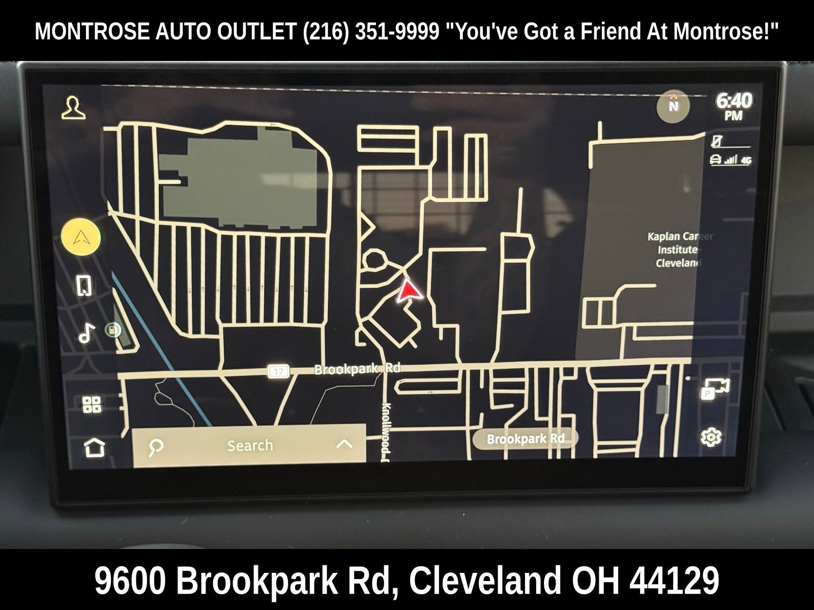 New 2025 Land Rover Defender 90 S image 16