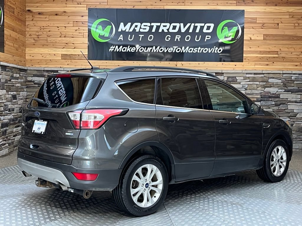 Used 2017 Ford Escape SE w/ SE Leather Comfort Package AWD/4WD image 23