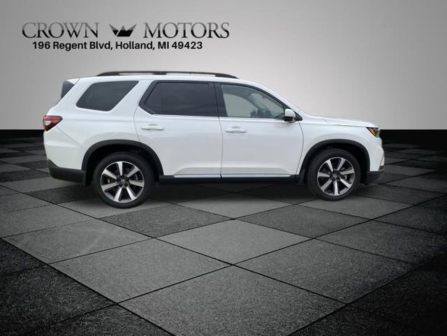 Used 2025 Honda Pilot Elite image 5