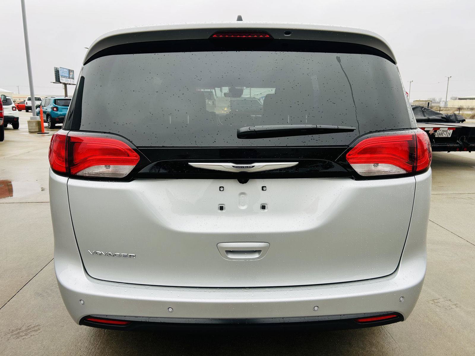 New 2026 Chrysler Voyager LX FWD image 38