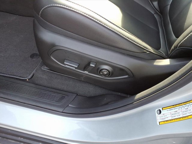 New 2025 Jeep Grand Cherokee L Limited w/ MOPAR Finishing Package image 8