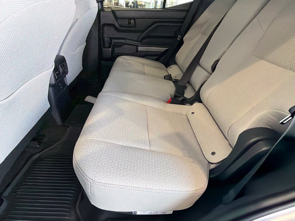 Certified 2026 Toyota 4Runner SR5 AWD/4WD image 33