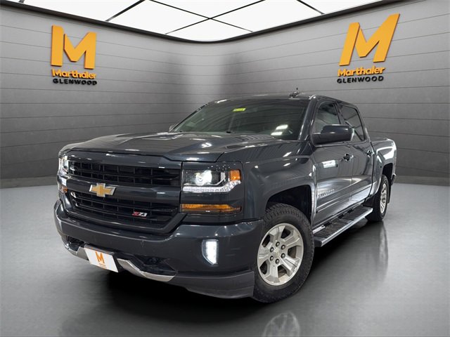 Used 2018 Chevrolet Silverado 1500 LT w/ All Star Edition image 4