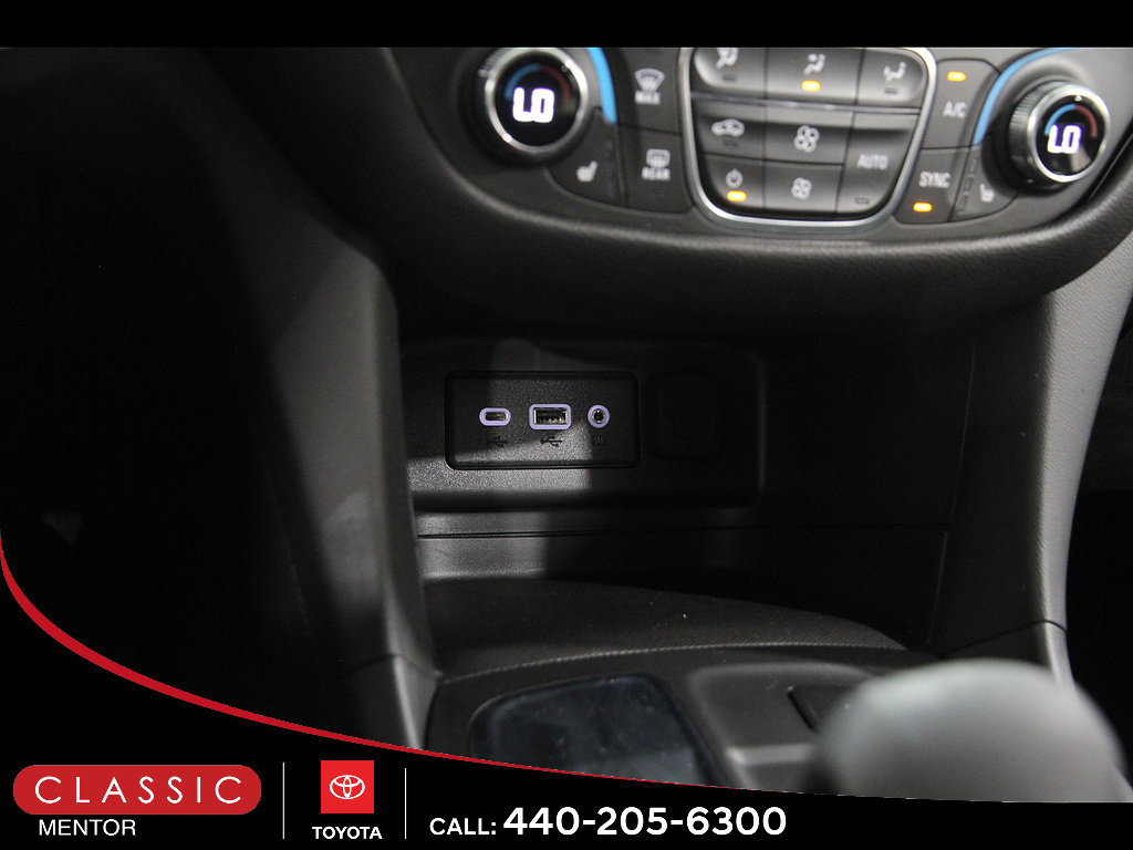 Used 2024 Chevrolet Equinox LT FWD image 15