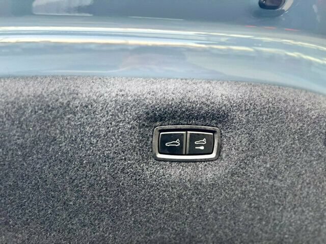 Used 2023 Audi e-tron GT Premium Plus AWD/4WD image 10