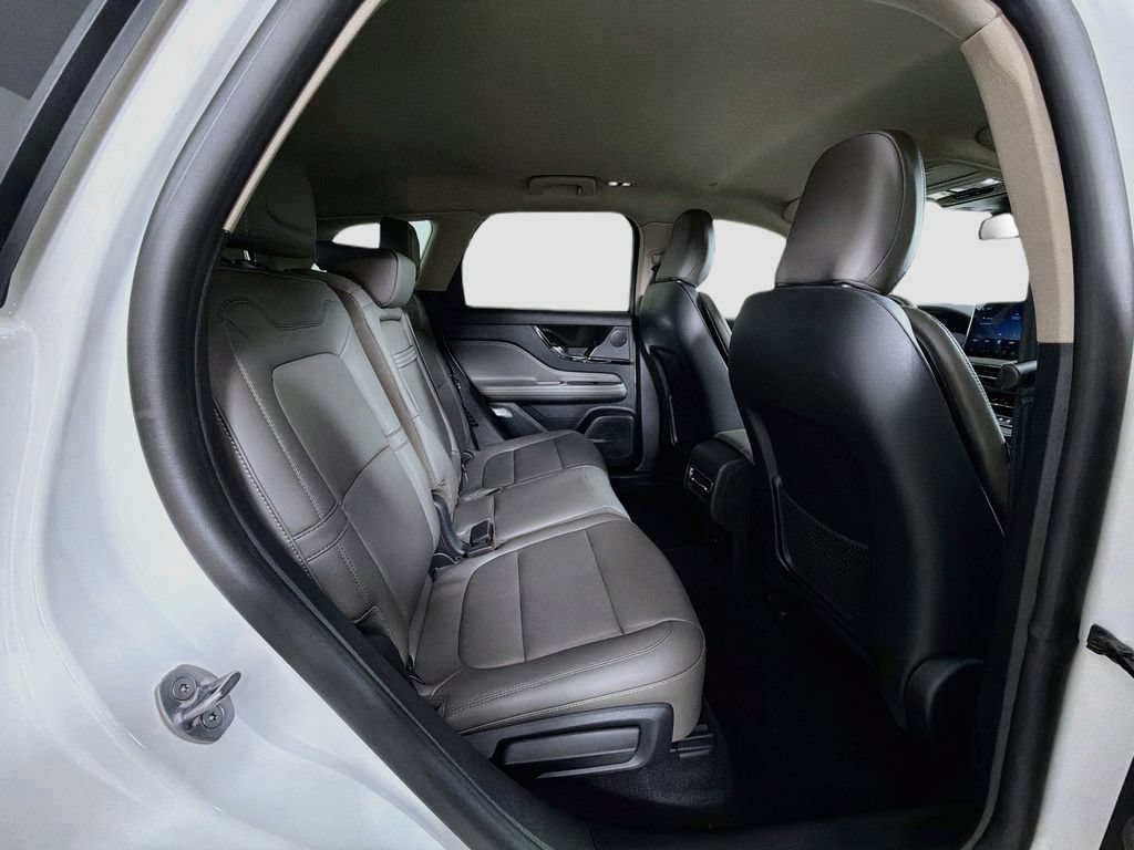Certified 2025 Lincoln Corsair FWD image 28