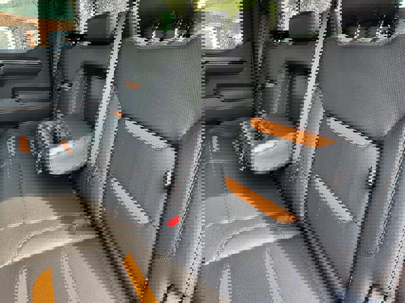 Used 2024 GMC Sierra 1500 AT4 w/ AT4 Premium Package image 31