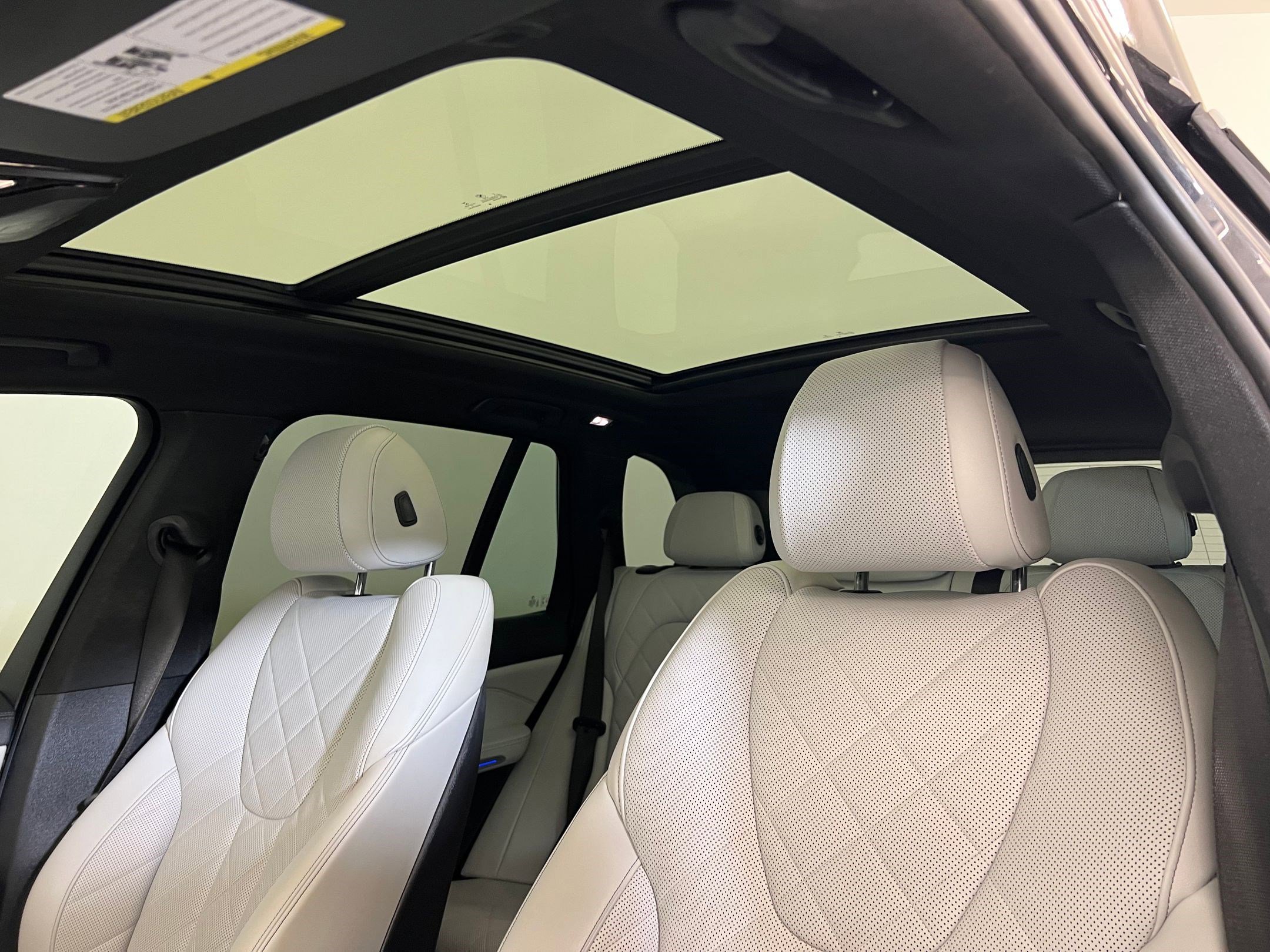 Used 2023 BMW X5 sDrive40i w/ Parking Assistance Package image 24