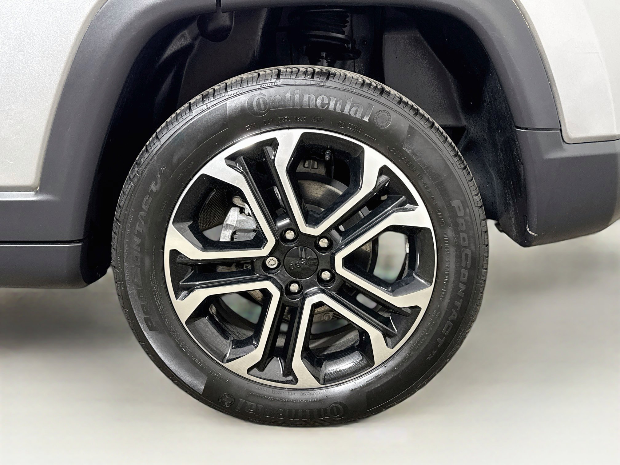 Used 2023 Jeep Compass Limited AWD/4WD image 28