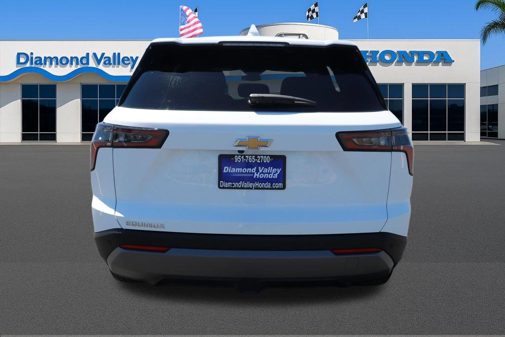 Used 2026 Chevrolet Equinox LT FWD image 5